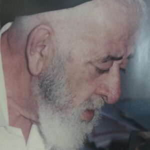 הרב כמוס עגיב (רבי ממוס)